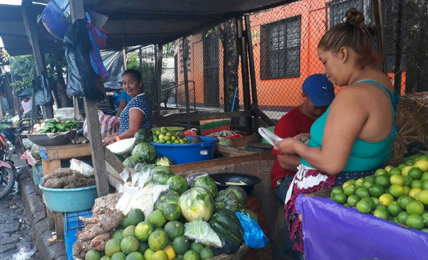 Comerciantes del mercado de Chichigalpa en atención normal