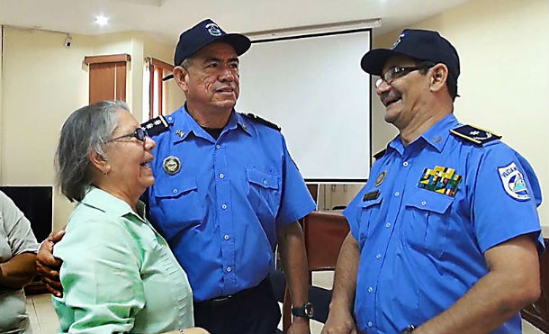 Retirados, jubilados y en condición de baja de la Policía Nacional se solidarizan con agentes activos
