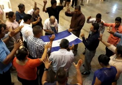 Quezalguaque: Las familias nicaragüenses debemos continuar en constante oración