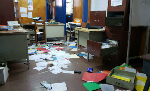Delincuentes de la derecha saquean escuela técnica Juan de Dios Muñoz de León