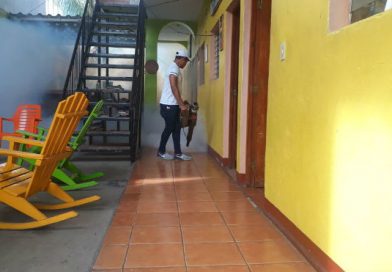 Ministerio de Salud desarrolla jornada de fumigación en el barrio William Díaz
