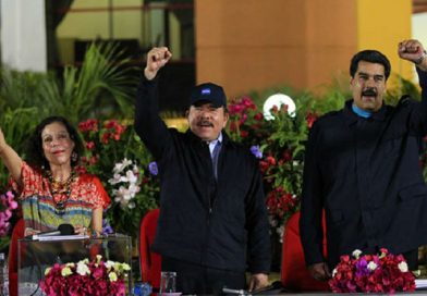 Comandante Daniel y Compañera Rosario saludan el 207 aniversario de la independencia de Venezuela