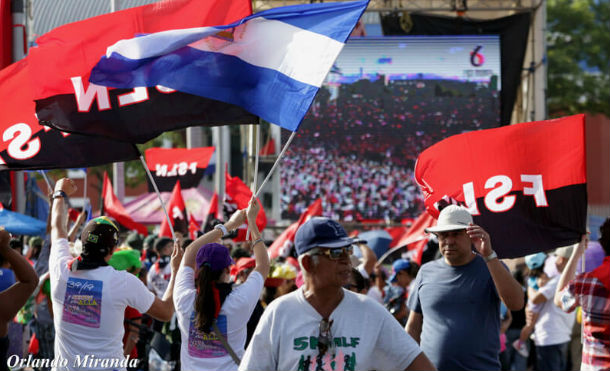 Familias celebran el 39/19 asumiendo el compromiso de construir la paz y la estabilidad