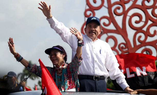 Comandante Daniel y Compañera Rosario en Acto del 39 Aniversario de la Revolución (19 de julio de 2018)