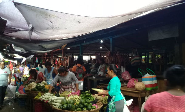 Mercado de Masaya con afluencia normal y muchos productos que comprar