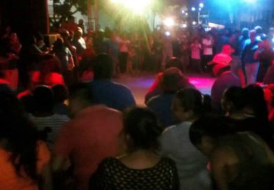 Monimbó realiza vigilia en saludo al 39/19