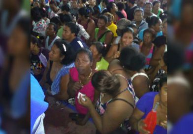 Costa Caribe Norte: Gobierno Sandinista entrega bono a mujeres trabajadoras del mar