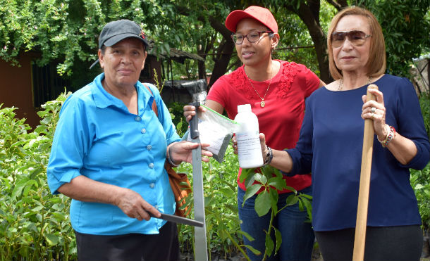 MEFCCA entrega bono de recuperación de capacidades en Malacatoya