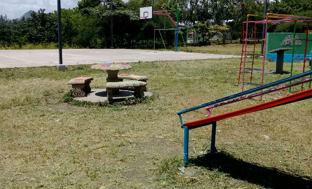 Población del empalme de Boaco inicia restauración de parques dañados por el terrorismo golpista