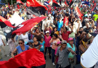 Multitudinaria caravana por la Paz en Madriz
