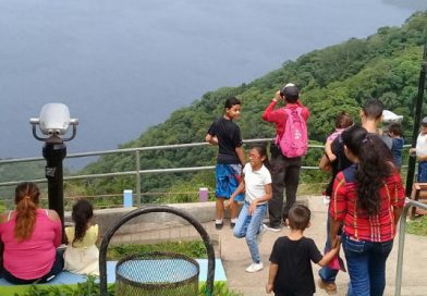 Las familias visitan nuevamente el mirador de Catarina en paz y tranquilidad