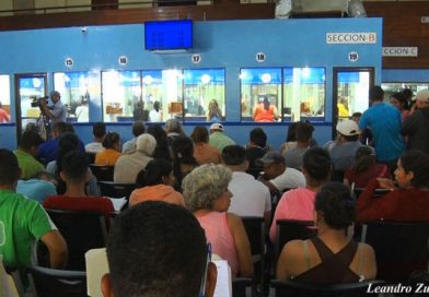 Conozca los requisitos de entrada y salida si usted tiene doble nacionalidad