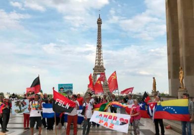 Celebran en París el 39/19 lleno de solidaridad internacional por la Paz en Nicaragua