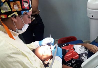 Jornada odontológica en Centro de Salud Francisco Morazán beneficia a adultos y niños