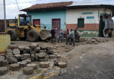 Barrios de León avanzan en la libre movilidad y seguridad sin tranques