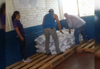 Merienda escolar llega a centros educativos de Dolores, Carazo