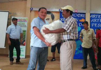 Gobierno Sandinista capitaliza a pescadores artesanales del Caribe Norte