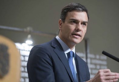 Comandante Daniel y Compañera Rosario felicitan al Sr. D. Pedro Sánchez Pérez-Castejón, Presidente del Gobierno de España