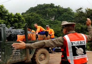 Rescatan a seis de los niños atrapados en la cueva de Tailandia