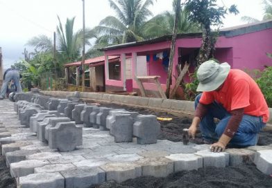 Nueva Guinea: Avanza construcción de Calles para el Pueblo