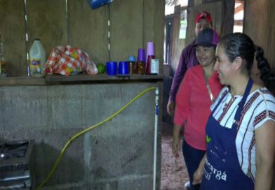 Nueva Guinea: MEFCCA entrega bio digestores a cooperativas de productores