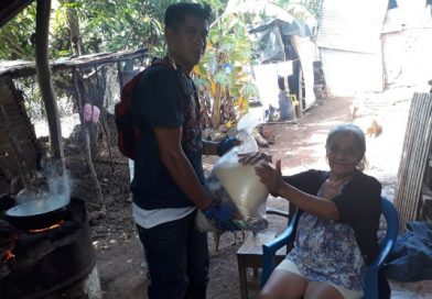 Gobierno Sandinista entrega paquetes alimenticios a madres de héroes y mártires en Chontales