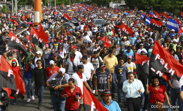 Paz y Justicia demandan miles de nicaragüenses en Managua