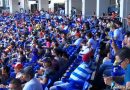 Fanáticos del béisbol disfrutan el partido León-Bóer en el estadio más moderno de Centroamérica
