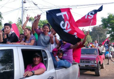 Viejanos se toman las calles exigiendo justicia para las víctimas del terrorismo golpista