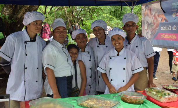 INATEC realiza feria en saludo al Día Mundial de la Solidaridad