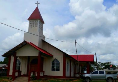 Gobierno Sandinista reconstruye iglesia Morava destruida por el huracán Félix