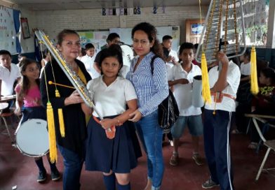 Alcaldía Sandinista de Río Blanco entrega instrumentos de banda musicales a centros escolares