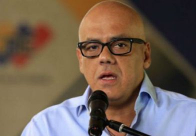 Gobierno venezolano denuncia atentado contra el Presidente Nicolás Maduro