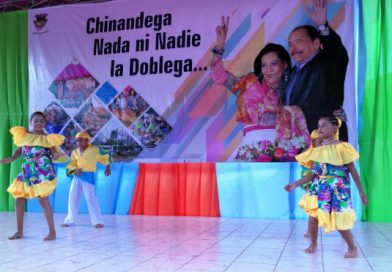 Familias chinandeganas disfrutan del Festival Folclórico organizado por el MINED