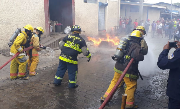 Simulacro de incendio en el mercado Alfredo Lazo de Estelí