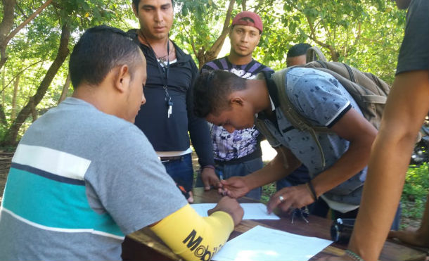 Familias de comunidades del volcán Telica plasman firmas por justicia y reparación