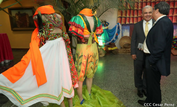 BCN Inaugura Exposición de “Trajes Folclóricos Nicaragüenses”