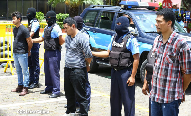 Policía Nacional presenta a cabecilla de tranques en la UNAN y otros dos terroristas