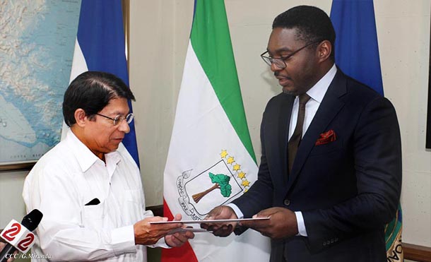 Embajador de Guinea Ecuatorial presenta cartas credenciales