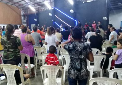 Ministerio Internacional El Shaddai celebró el día de la biblia