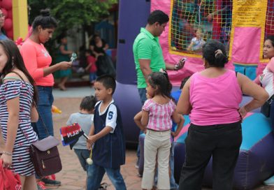 Niñez disfrutará de la paz en los recién rehabilitados parques de sus comunidades
