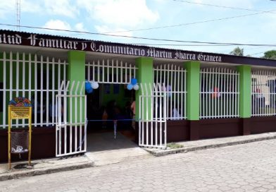 Familias de Quezalguaque inauguran mejoramiento del centro de salud “Martin Ibarra Granera”