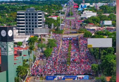 EN IMÁGENES: Nicaragüenses marchan por Paz, Justicia y Vida ¡Muerte al Somocismo!