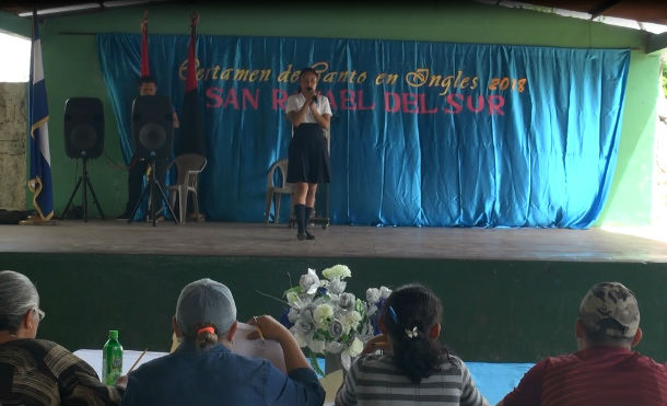 San Rafael del Sur: Estudiantes participan en certamen de canto de inglés