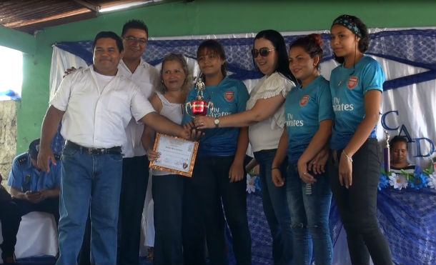 MINED premia a mejores docentes y estudiantes en San Rafael del Sur