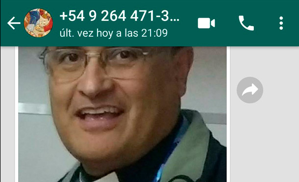 Un cura fue escrachado por acosar a un joven en WhatsApp y tuvo que renunciar