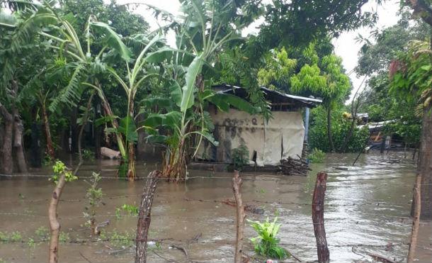 Compañera Rosario Murillo: Gobierno atiende a familias afectadas por las lluvias