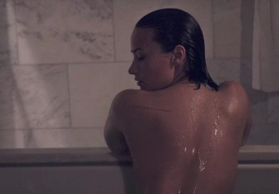 ¡Mirá el sensual desnudo de Demi Lovato que esta de infarto!