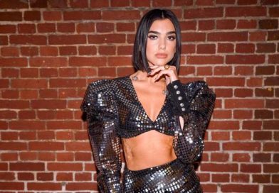 Dua Lipa posa con sexy lencería en Instagram