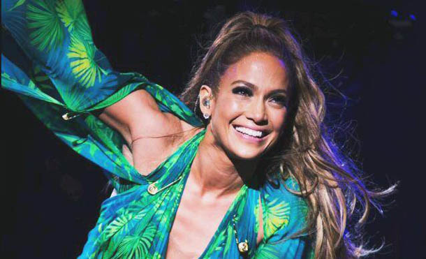 (+Fotos) Jennifer Lopez paralizó Instagram con un ardiente bikini